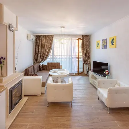 Apartmán Luxury Svetlana In Rose Garden, *
